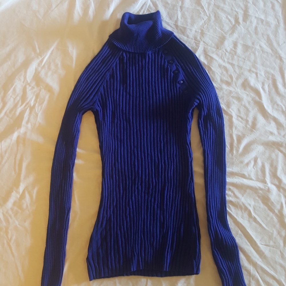 Ribbed turtleneck
